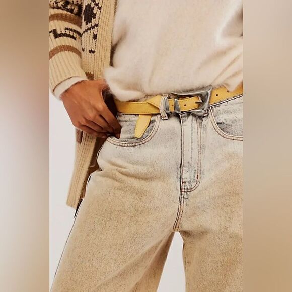 Free People Billie leather belt in honey yellow. S/M. New main image 5